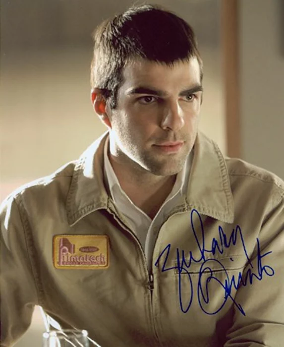 Zachary Quinto autograph