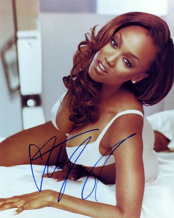 Tyra Banks autograph