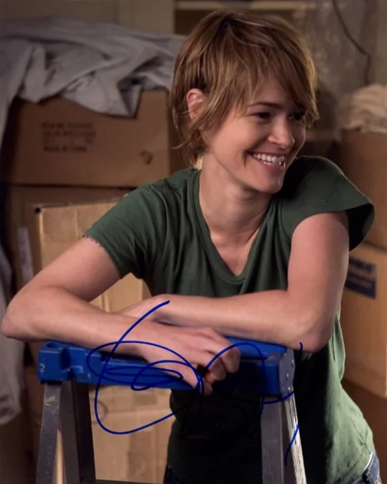 Leisha Hailey autograph