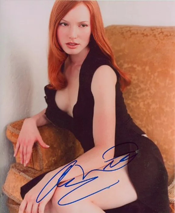 Alicia Witt autograph