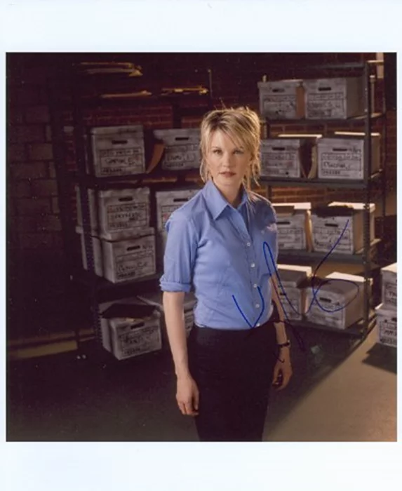Kathryn Morris autograph