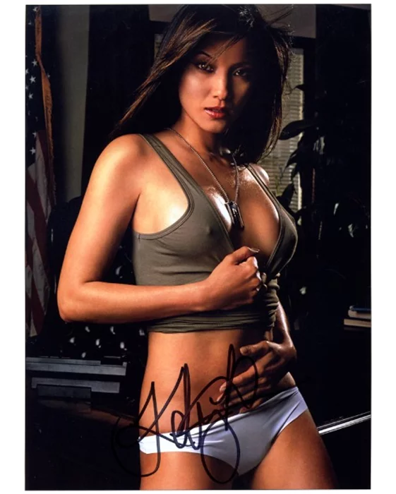 Kelly Hu autograph