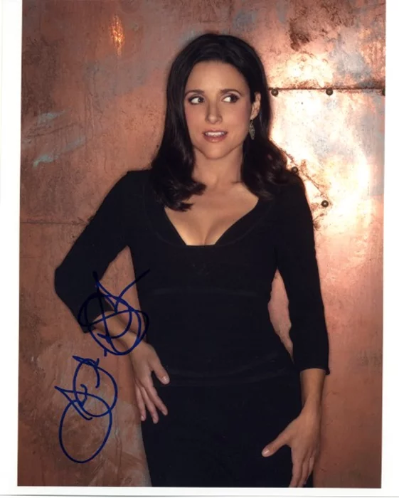 Julia Louis Dreyfus autograph