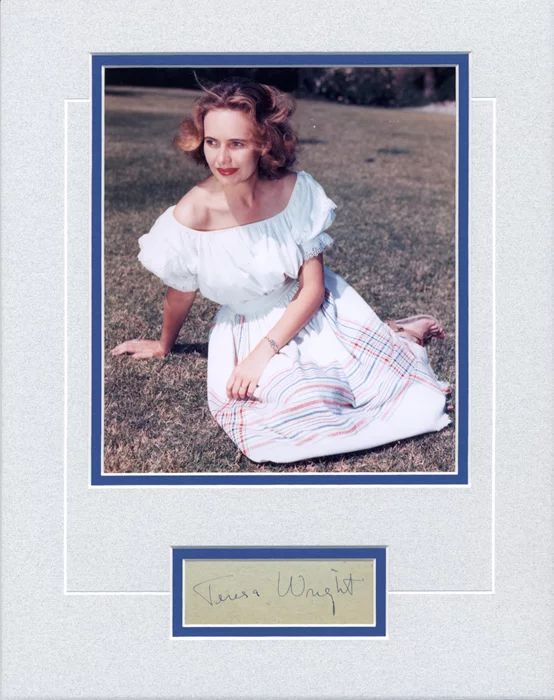 Teresa Wright autograph