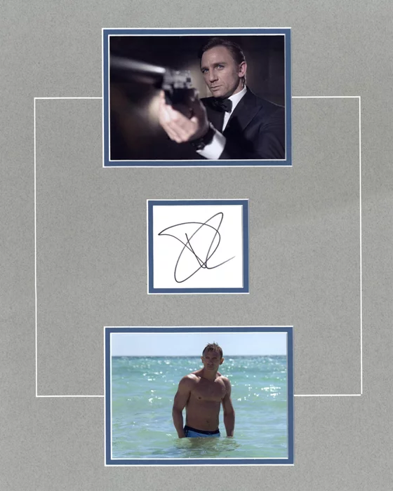 Daniel Craig autograph
