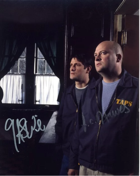 Ghost Hunters autograph