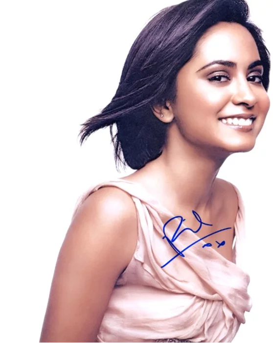 Parminder Nagra autograph