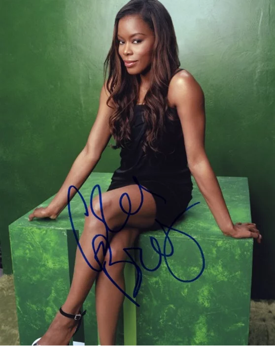 Golden Brooks autograph