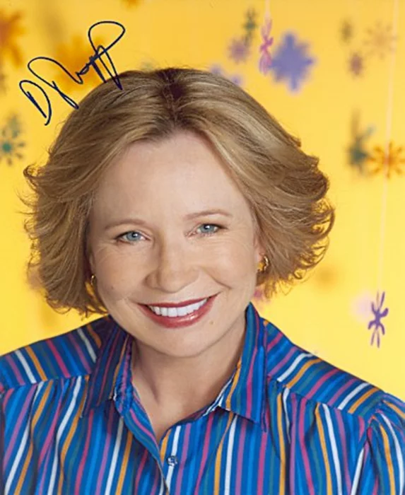 Debra Jo Rupp autograph