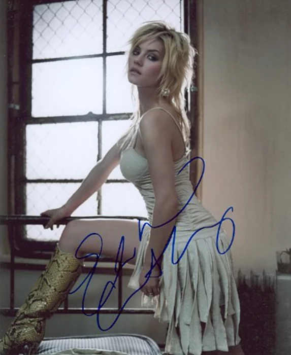 Elisha Cuthbert autograph