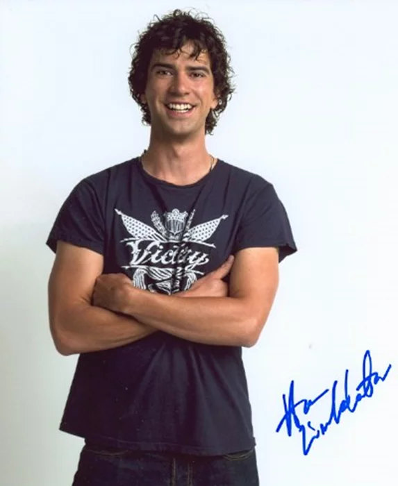 Hamish Linklater autograph