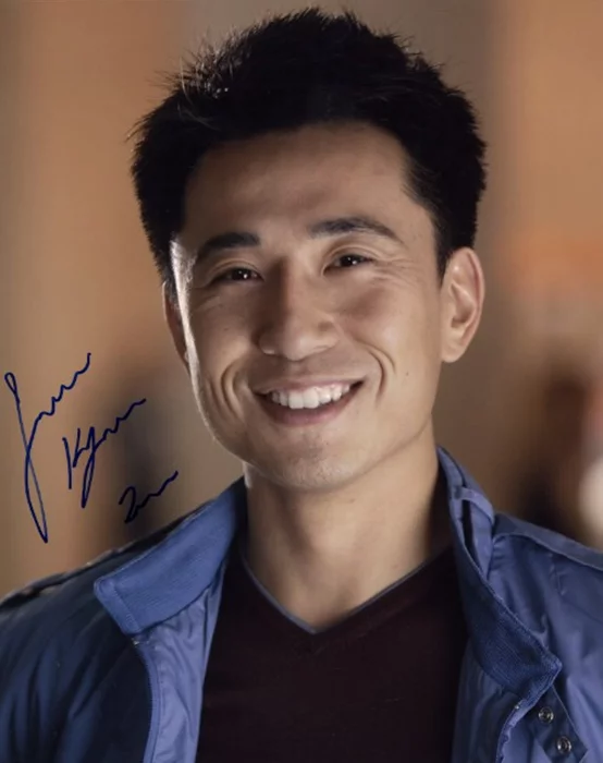 James Kyson Lee autograph