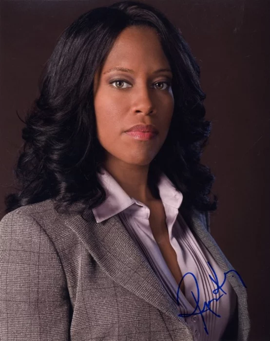 Regina King autograph