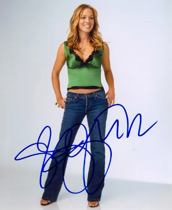 Jennie Garth autograph