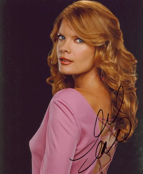 Michelle Stafford autograph