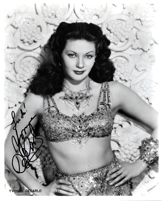 Yvonne DeCarlo autograph