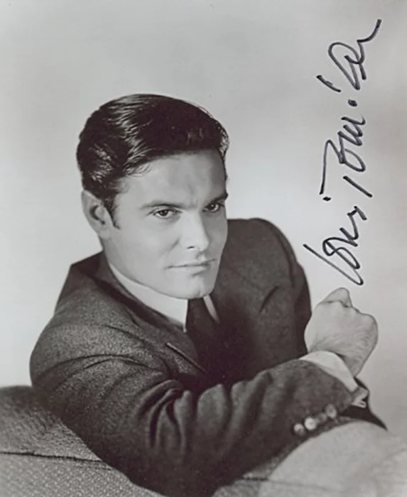 Louis Jourdan autograph