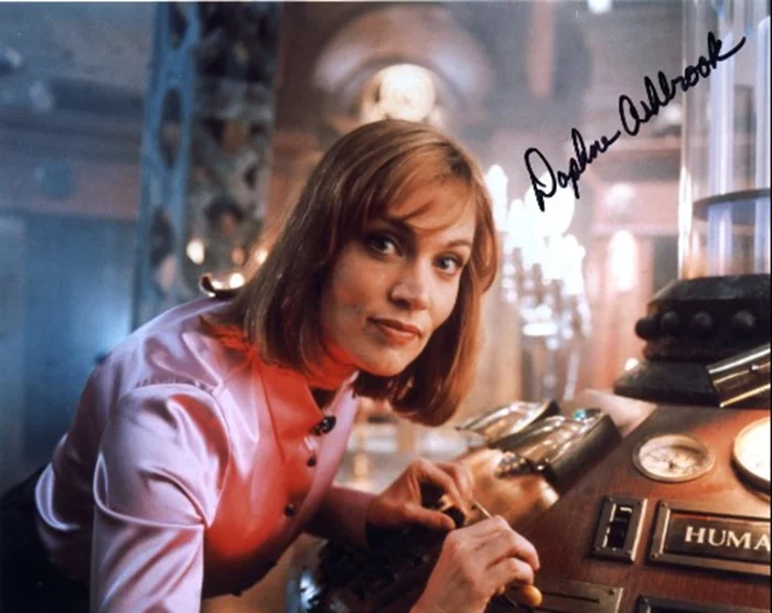 Daphne Ashbrook autograph