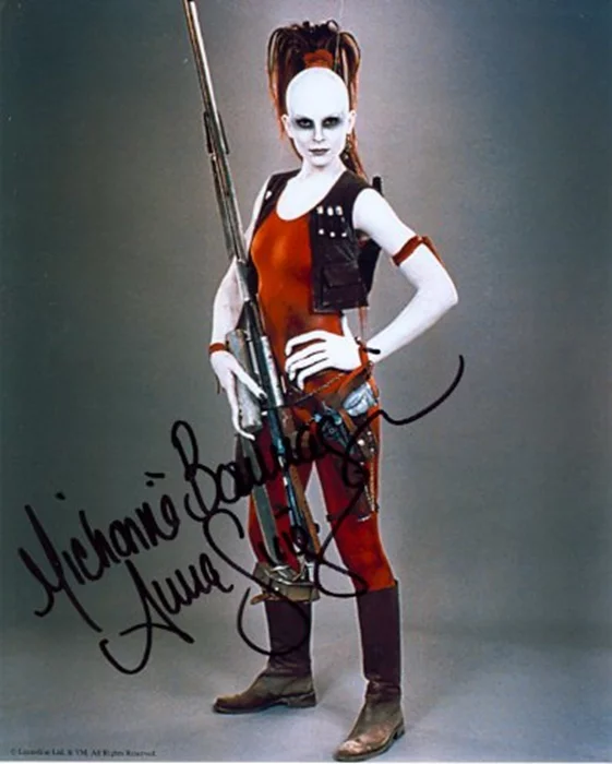 Michonne Bourriague autograph