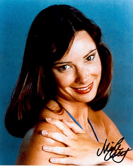 Nicola Bryant autograph