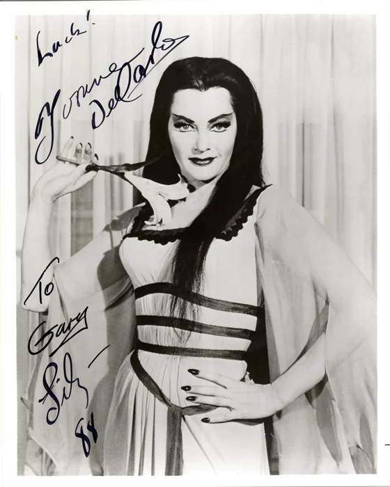 Yvonne DeCarlo autograph