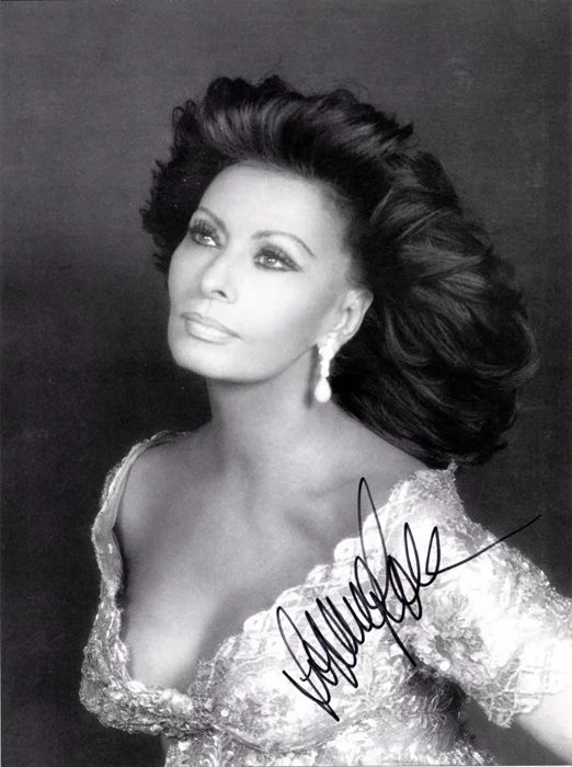 Sophia Loren autograph