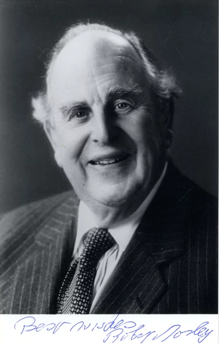 Robert Morley autograph