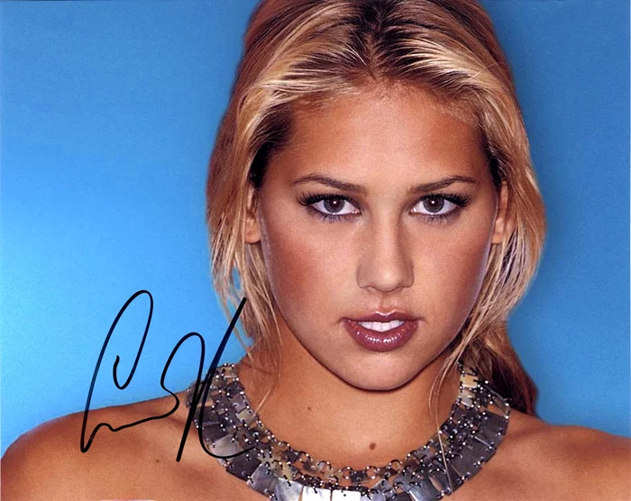 Anna Kournikova autograph