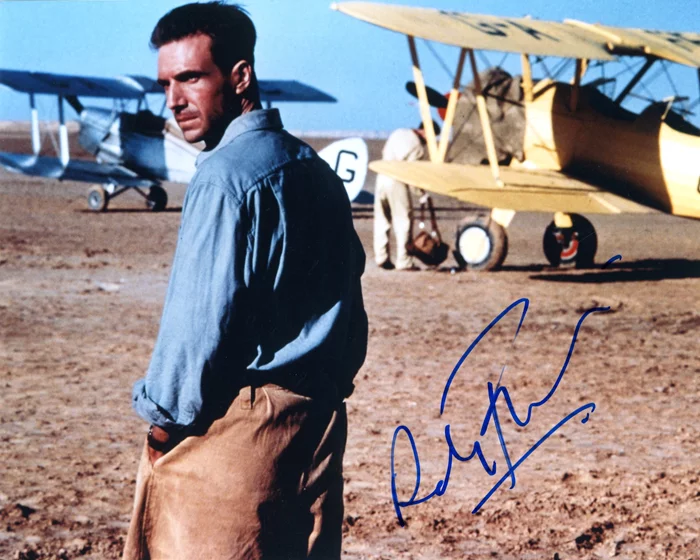 Ralph Fiennes autograph