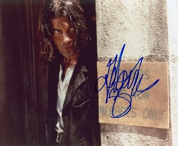 Antonio Banderas autograph