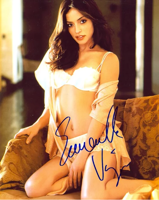Emmanuelle Vaugier autograph