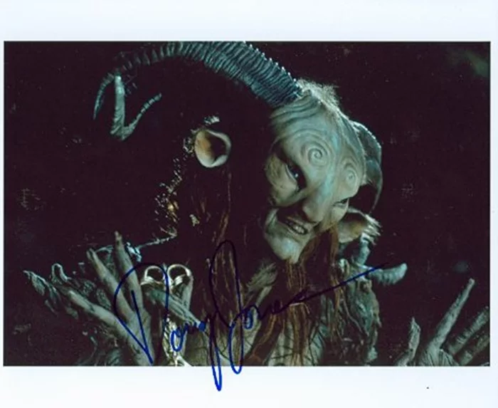 Doug Jones autograph