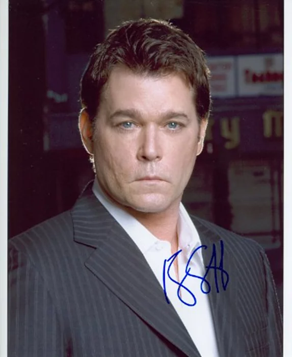 Ray Liotta autograph