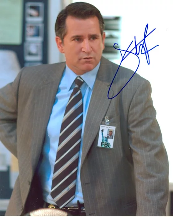 Anthony LaPaglia autograph