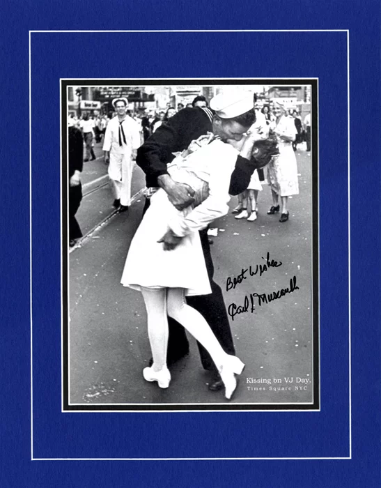 V-J Day Nurse and Sailor autograph