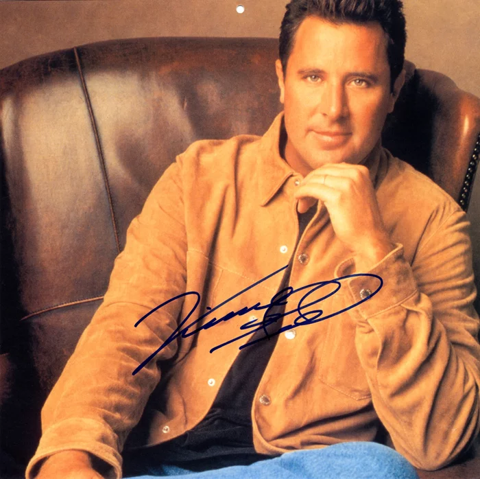 Vince Gill autograph
