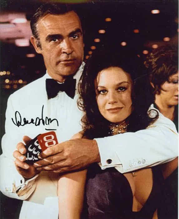 Lana Wood autograph