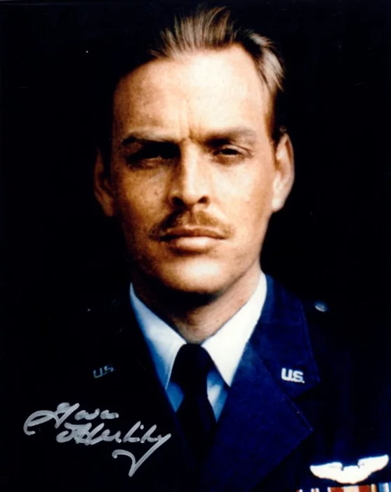 Gavan O'Herlihy autograph