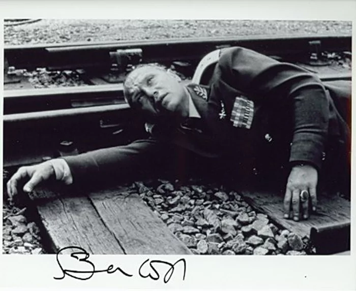 Steven Berkoff autograph