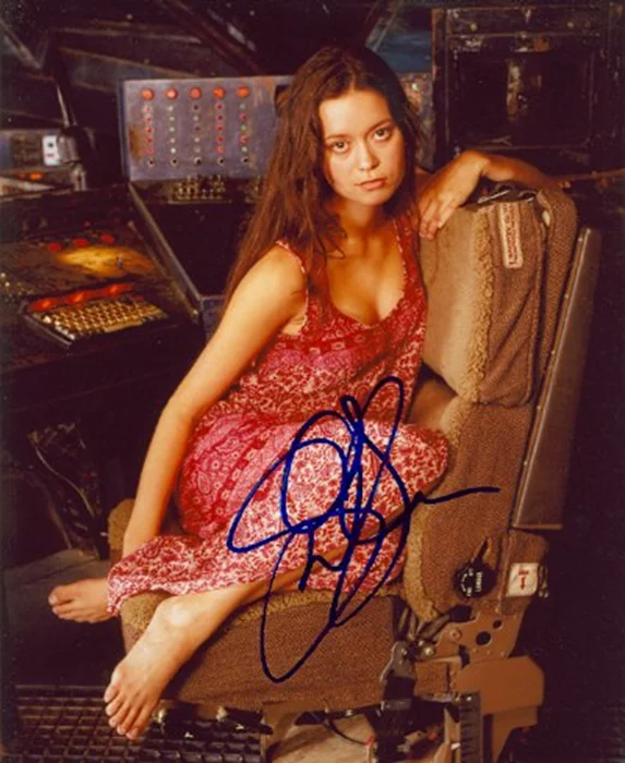 Summer Glau autograph
