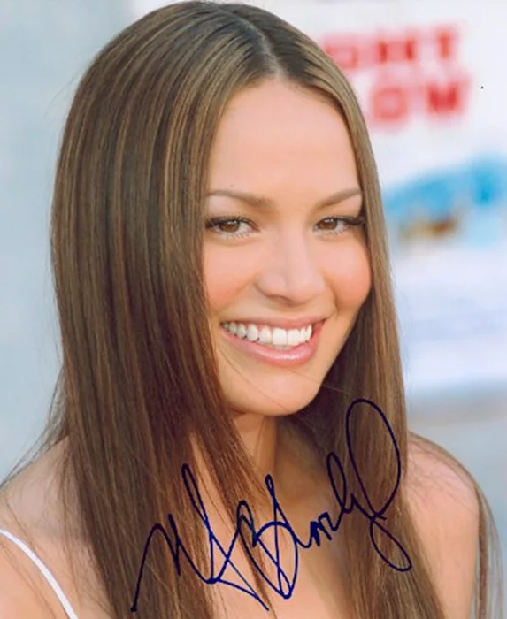 Moon Bloodgood autograph