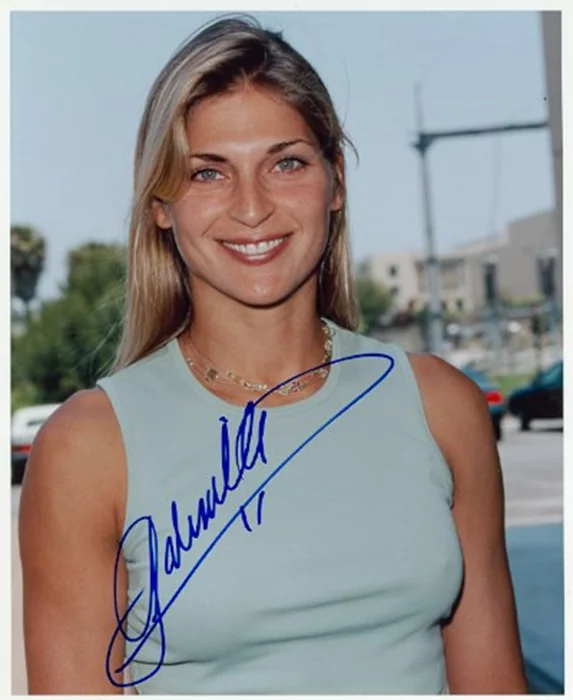Gabrielle Reece autograph