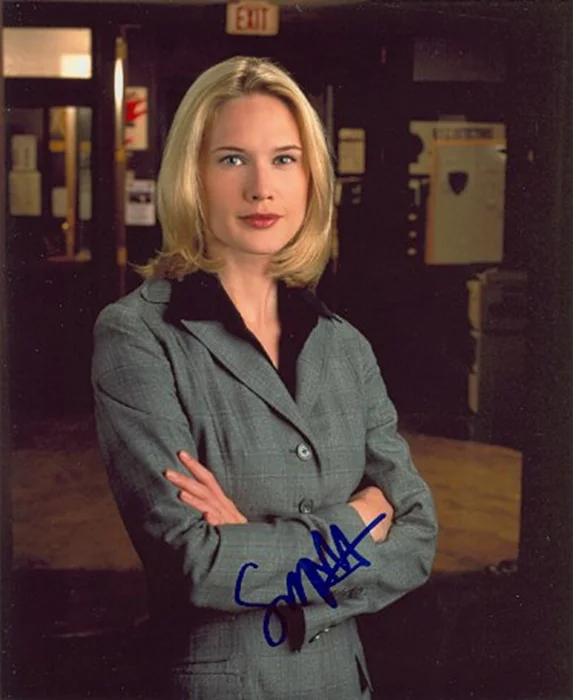 Stephanie March autograph