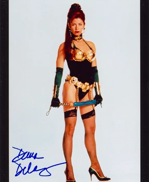 Dana Delany autograph