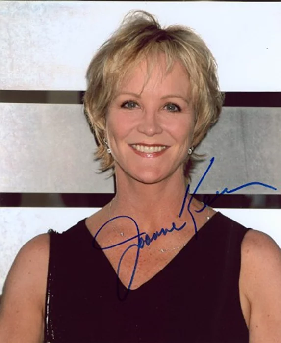 Joanna Kerns autograph