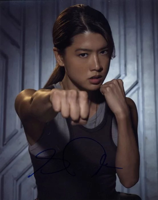 Grace Park autograph