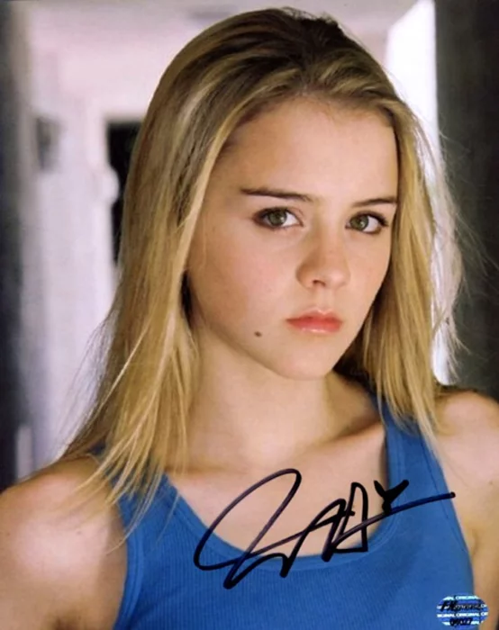Jordan Hinson autograph