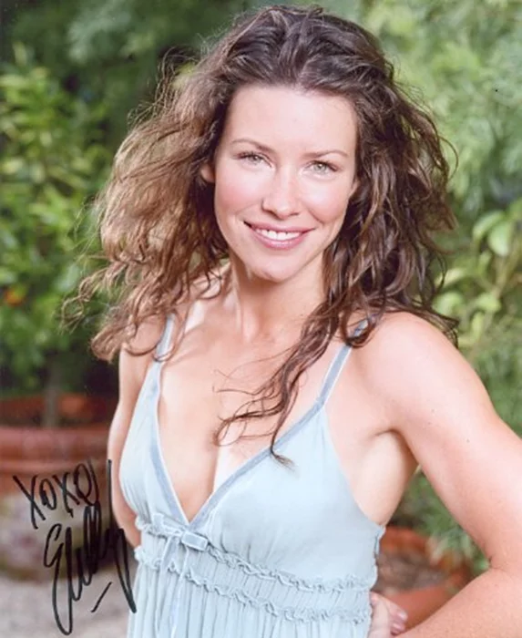 Evangeline Lilly autograph