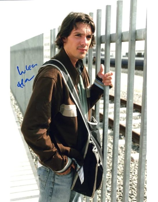 Lukas Haas autograph