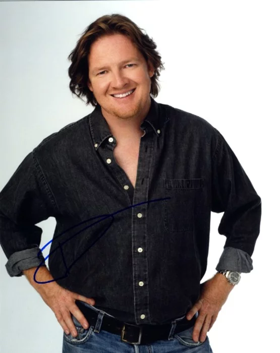 Donal Logue autograph